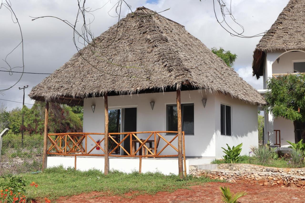 Holiday Time Bungalows Zanzibar Matemwe  Bagian luar foto